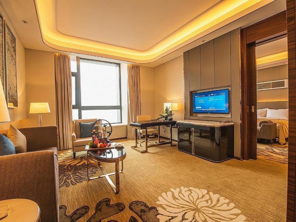 Hotel Wyndham Grand Plaza Royale Huayu Chongqing Exterior foto