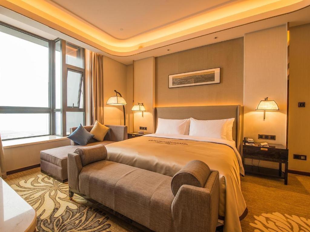 Hotel Wyndham Grand Plaza Royale Huayu Chongqing Exterior foto